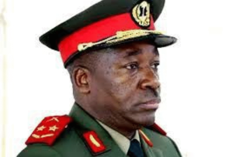 A estratégia velada e sistematizada para manter o General Miala fora da corrida presidencial